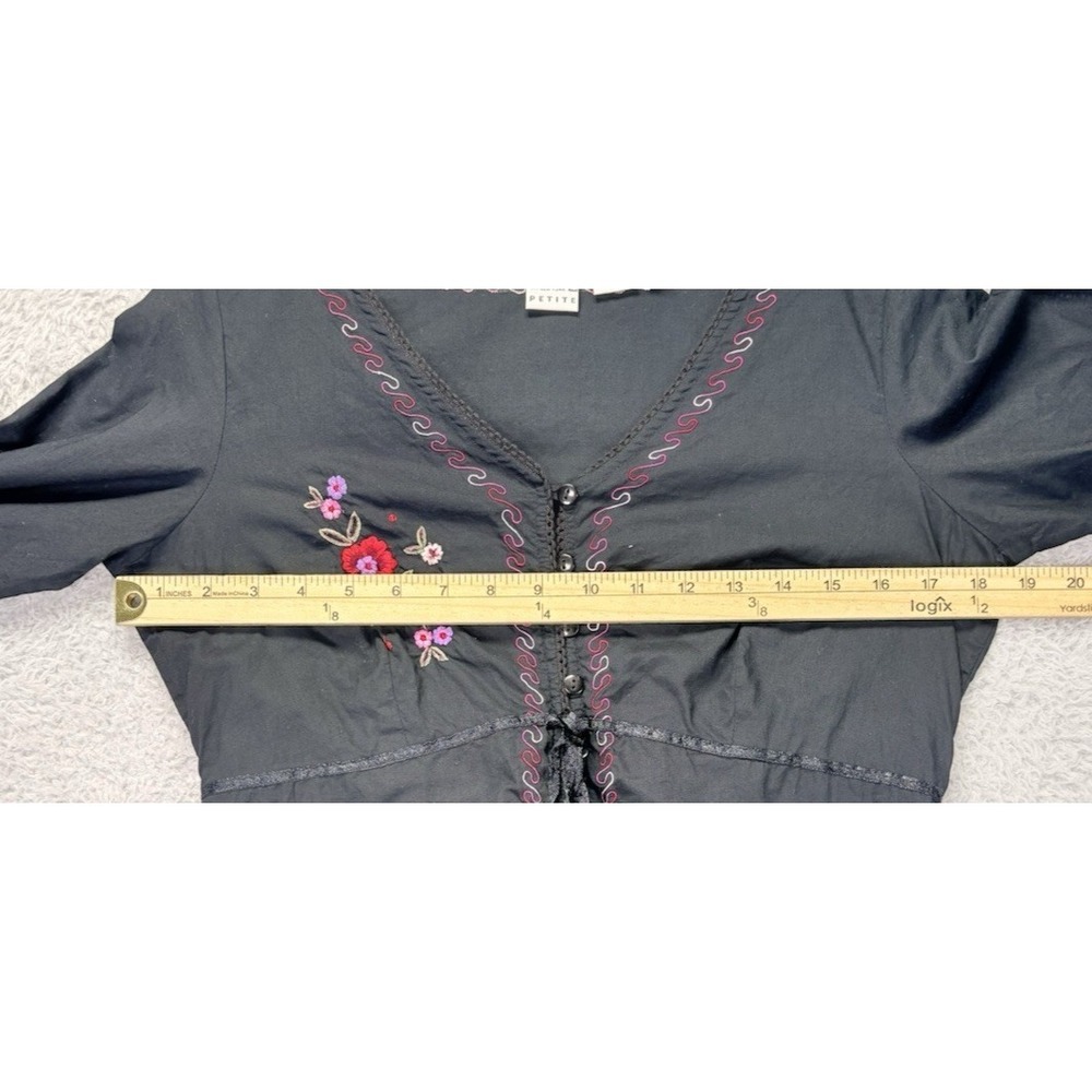 VTG Quizz NY Women Petite S Black Top Embroidered Floral Boho Peasant Festival - Picture 6 of 8